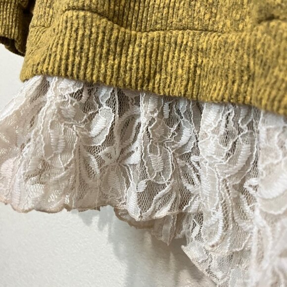 Earthbound Sweater Lace Detail Large Bohemian Grunge Casual - Picture 2 of 3